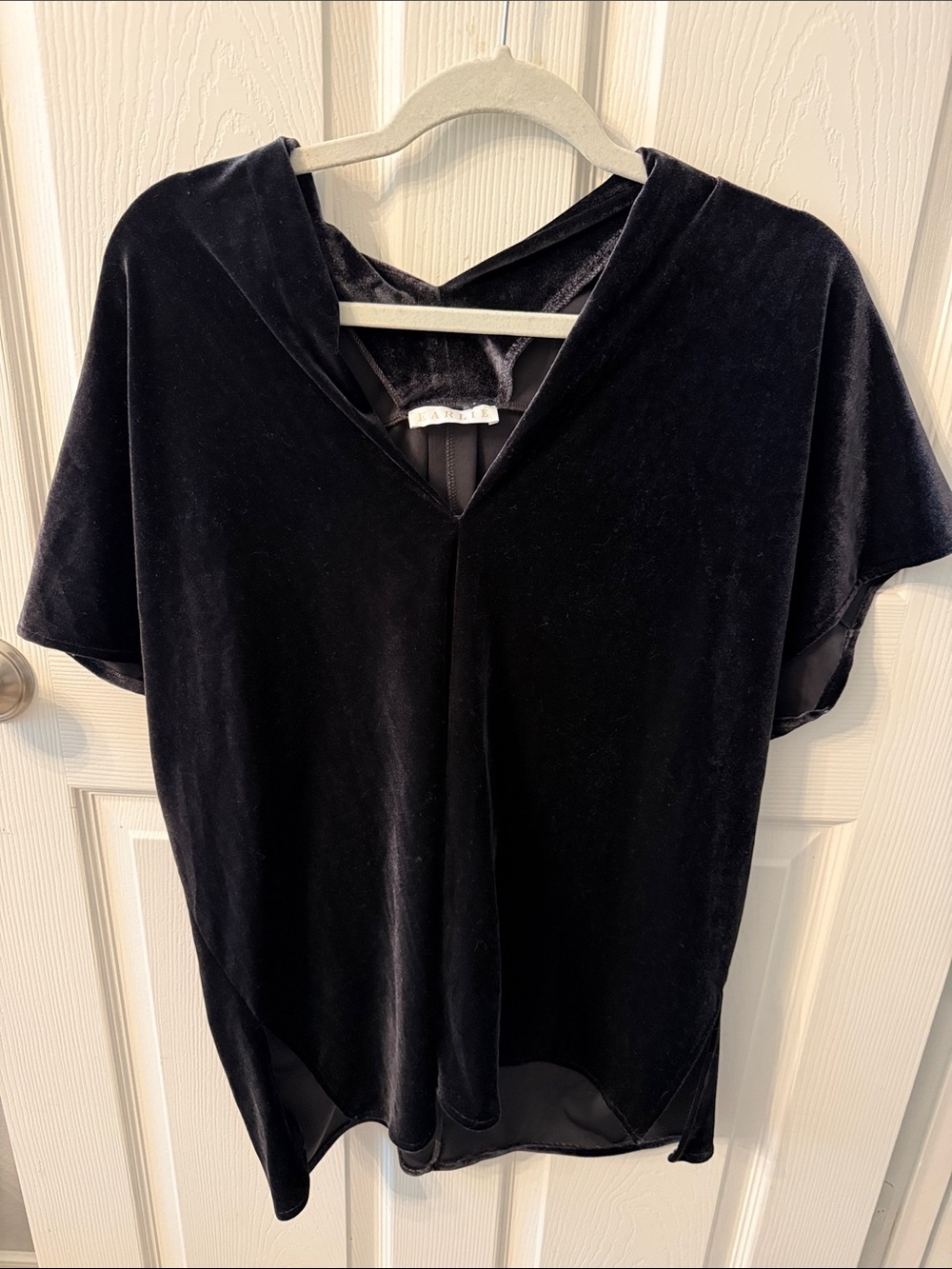 Velvet V-Neck Short Sleeve Top - navy